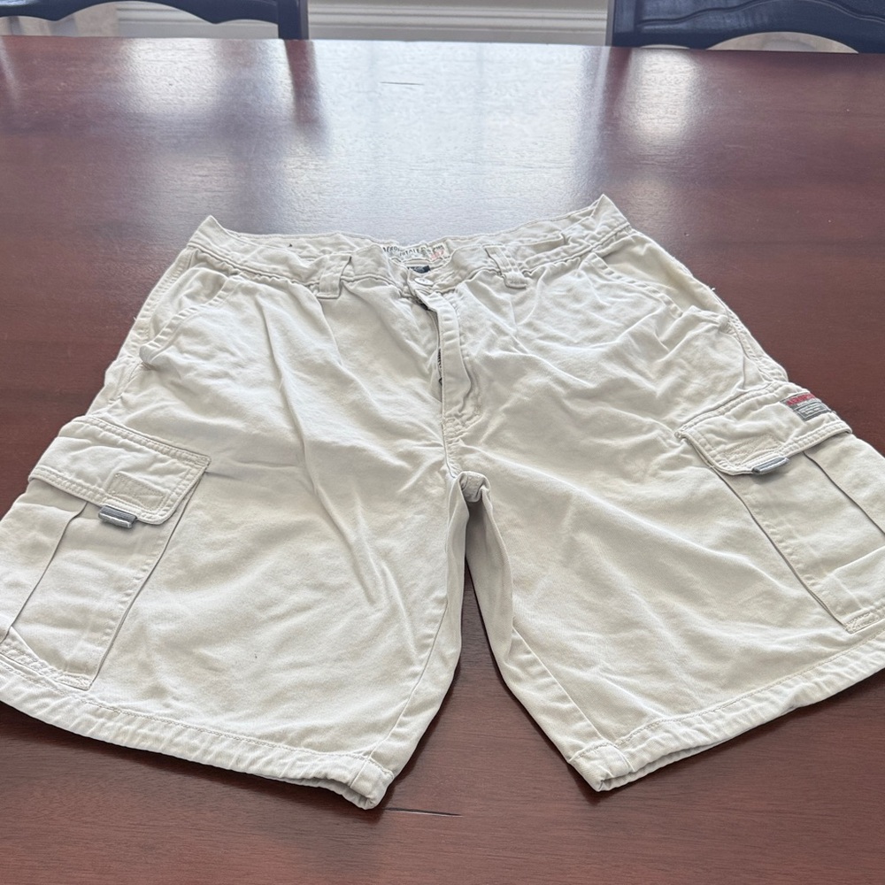 Aeropostale Men's Cargo Shorts - Cream